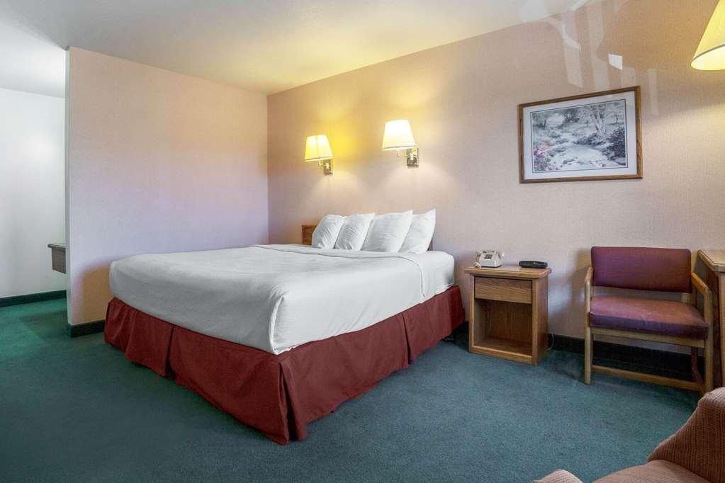 Rodeway Inn Whitehall Oda fotoğraf