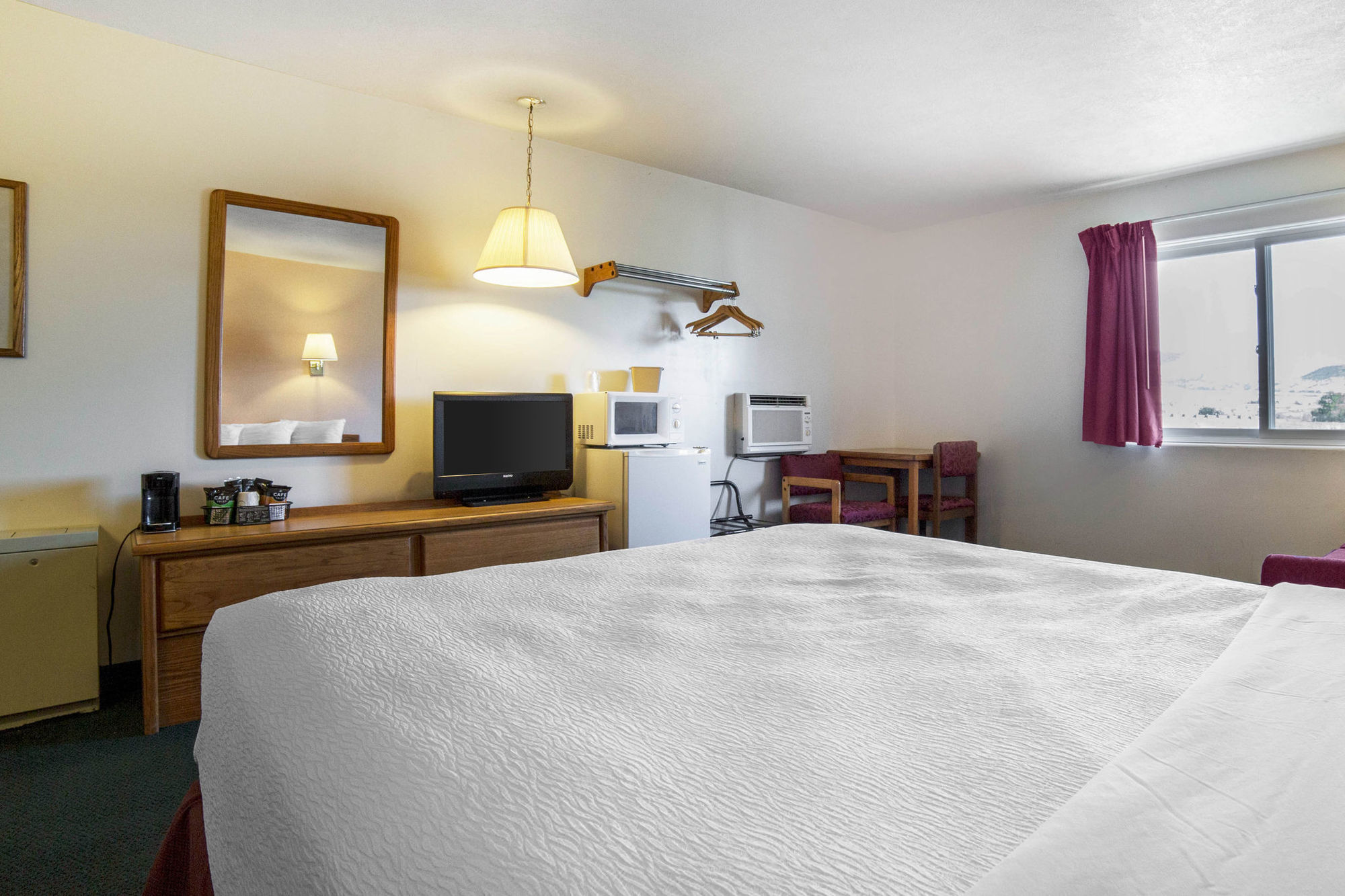 Rodeway Inn Whitehall Oda fotoğraf