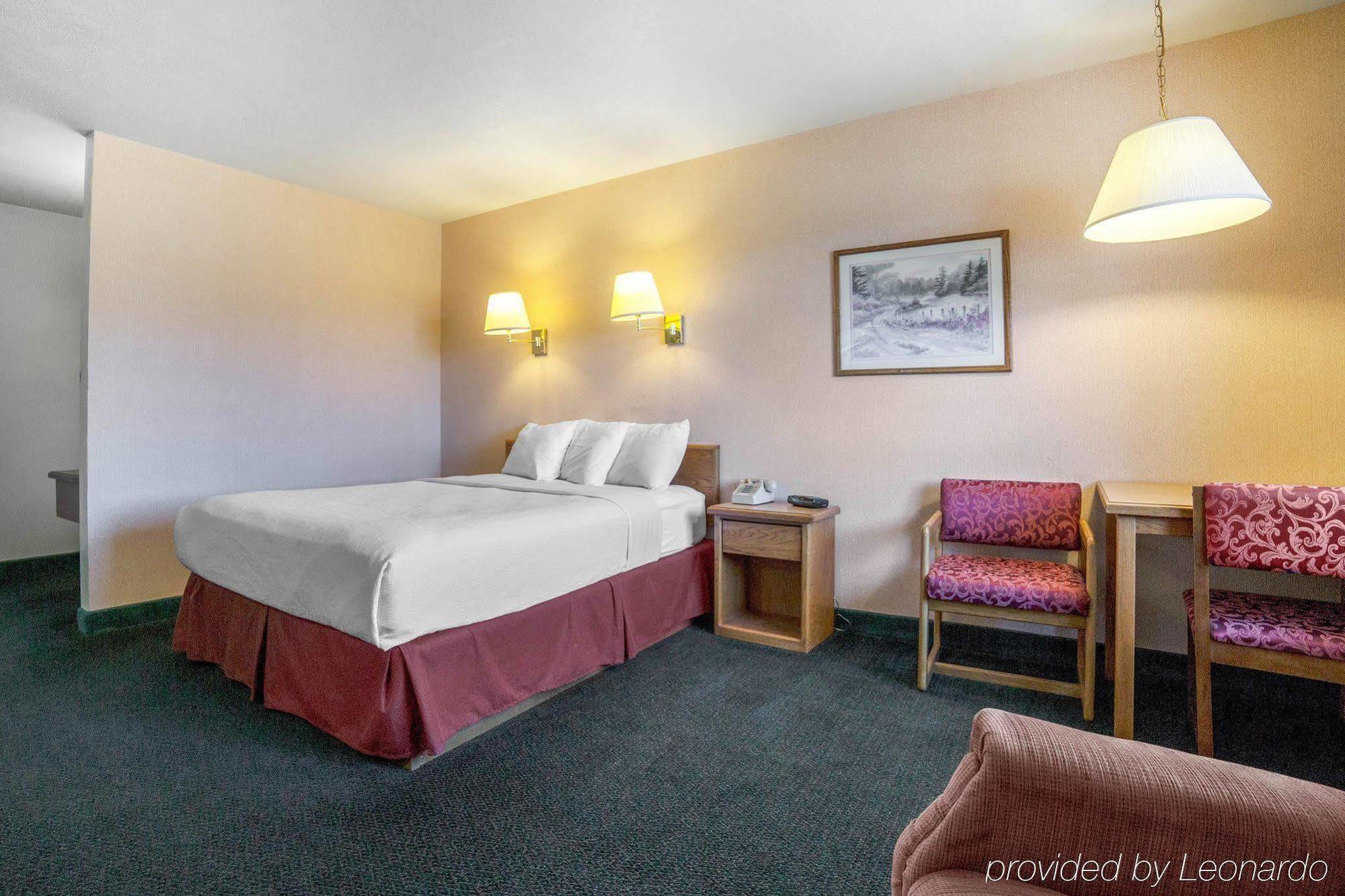 Rodeway Inn Whitehall Dış mekan fotoğraf